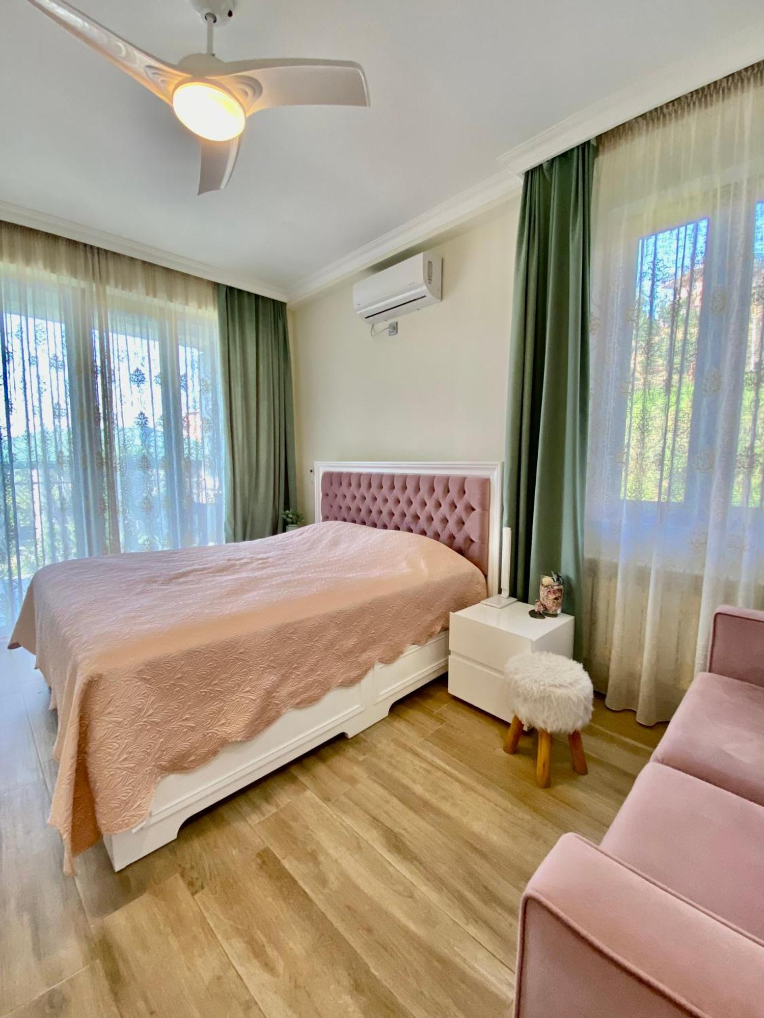 Guest House Botanical Paradise Mtsvane Konts'khi Exterior photo