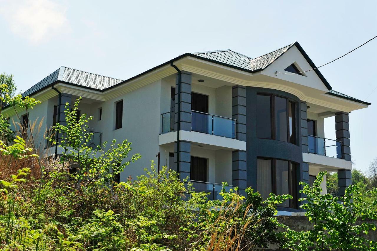 Guest House Botanical Paradise Mtsvane Konts'khi Exterior photo